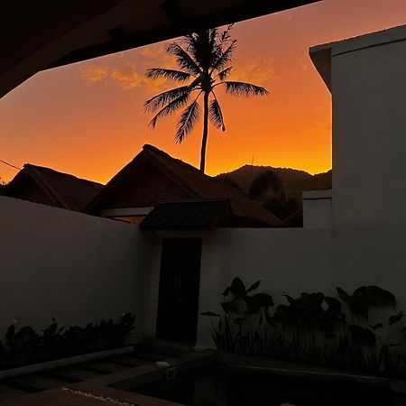 Cozy Cottages Lombok Senggigi Exterior foto
